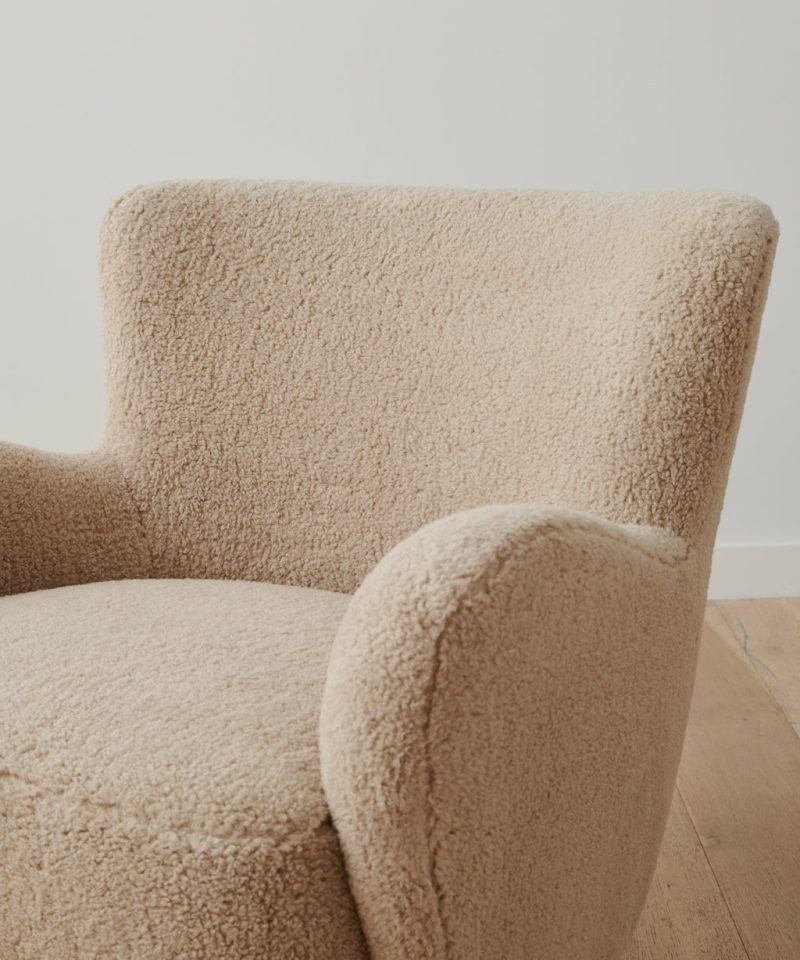 Aspen Chair Accent Chairs Oatmeal Sherpa