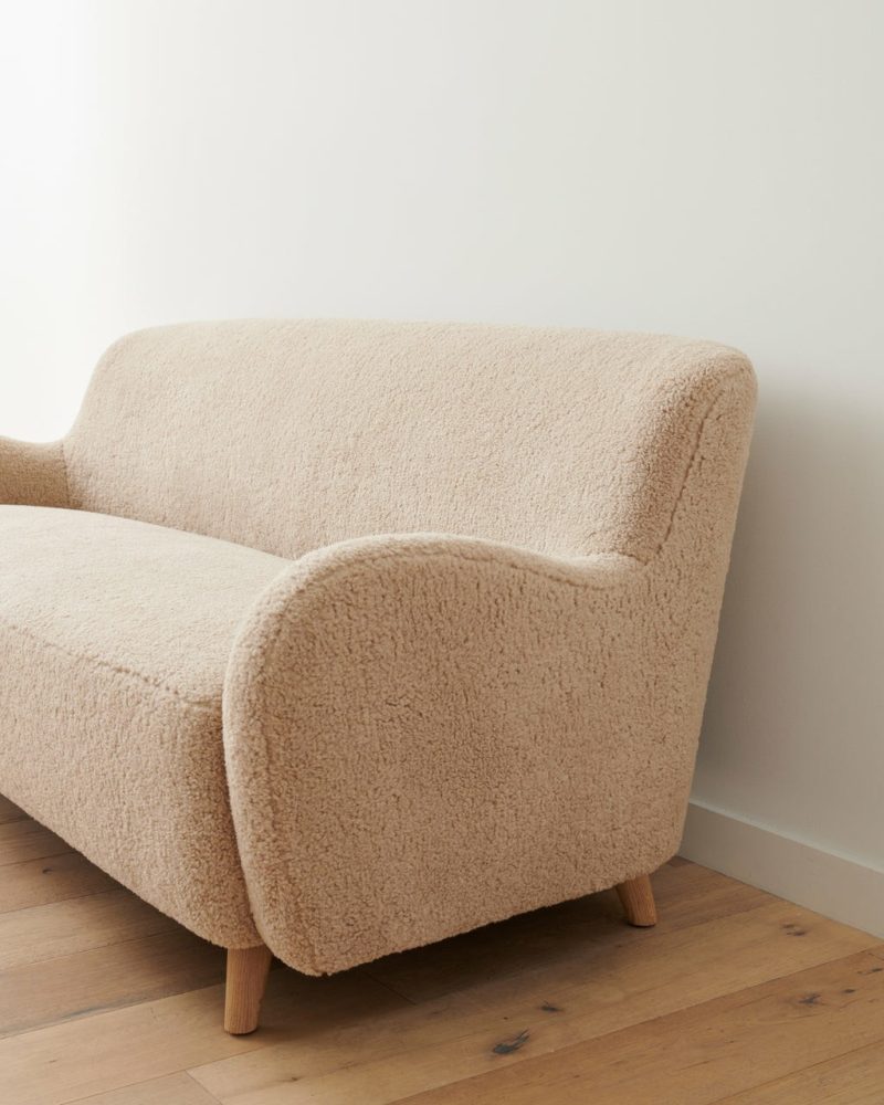 Aspen Sofa Oatmeal Sherpa