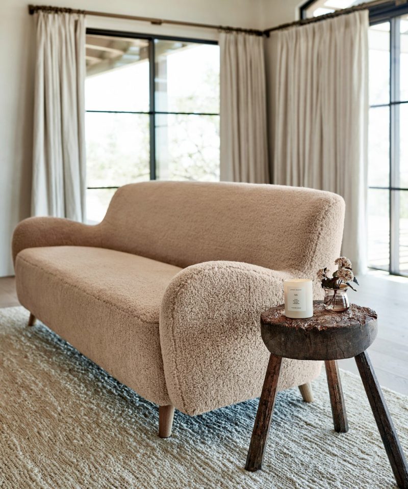 Aspen Sofa Oatmeal Sherpa